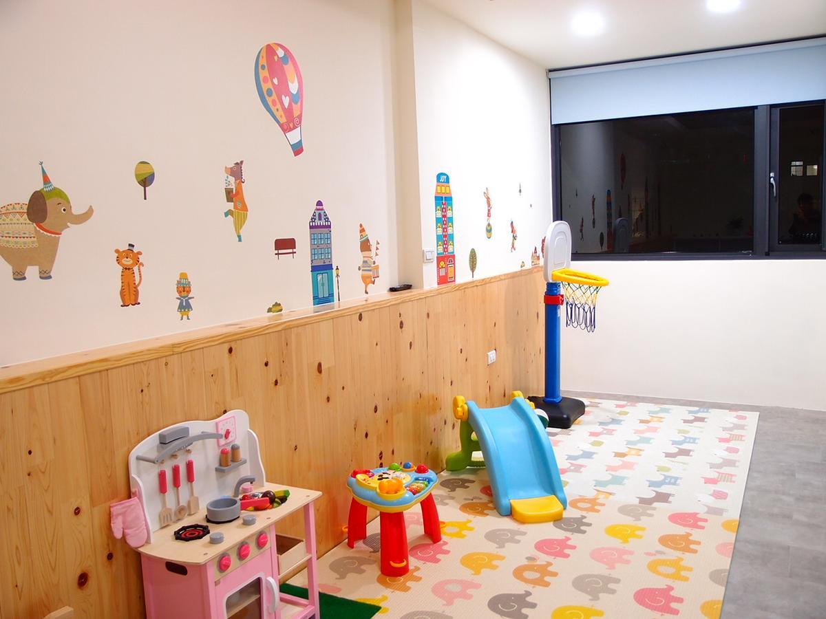 23 Here B&B Hualien City Exterior photo
